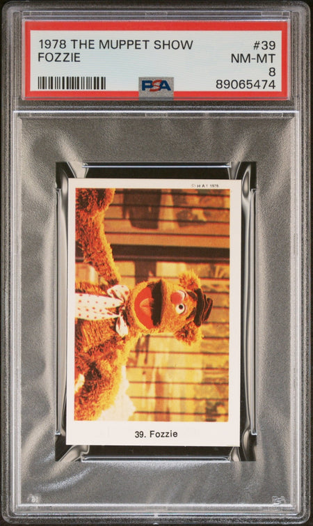 FOZZIE BEAR PSA 8 1978 Samlarbilder The Muppet Show #39 Pop Culture Base Graded Cards - Hobby Gems