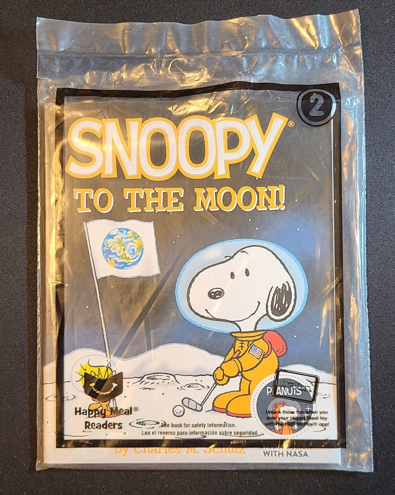 SNOOPY TO THE MOON! 2019 McDonalds Happy Meal Readers Peanuts Sealed 2 Misc Toy - Hobby Gems